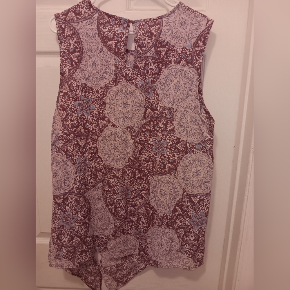 Fourteenth Place top. Xl